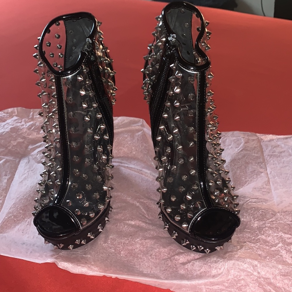 Posh heels! Hot Buy! - Picture 4 of 4